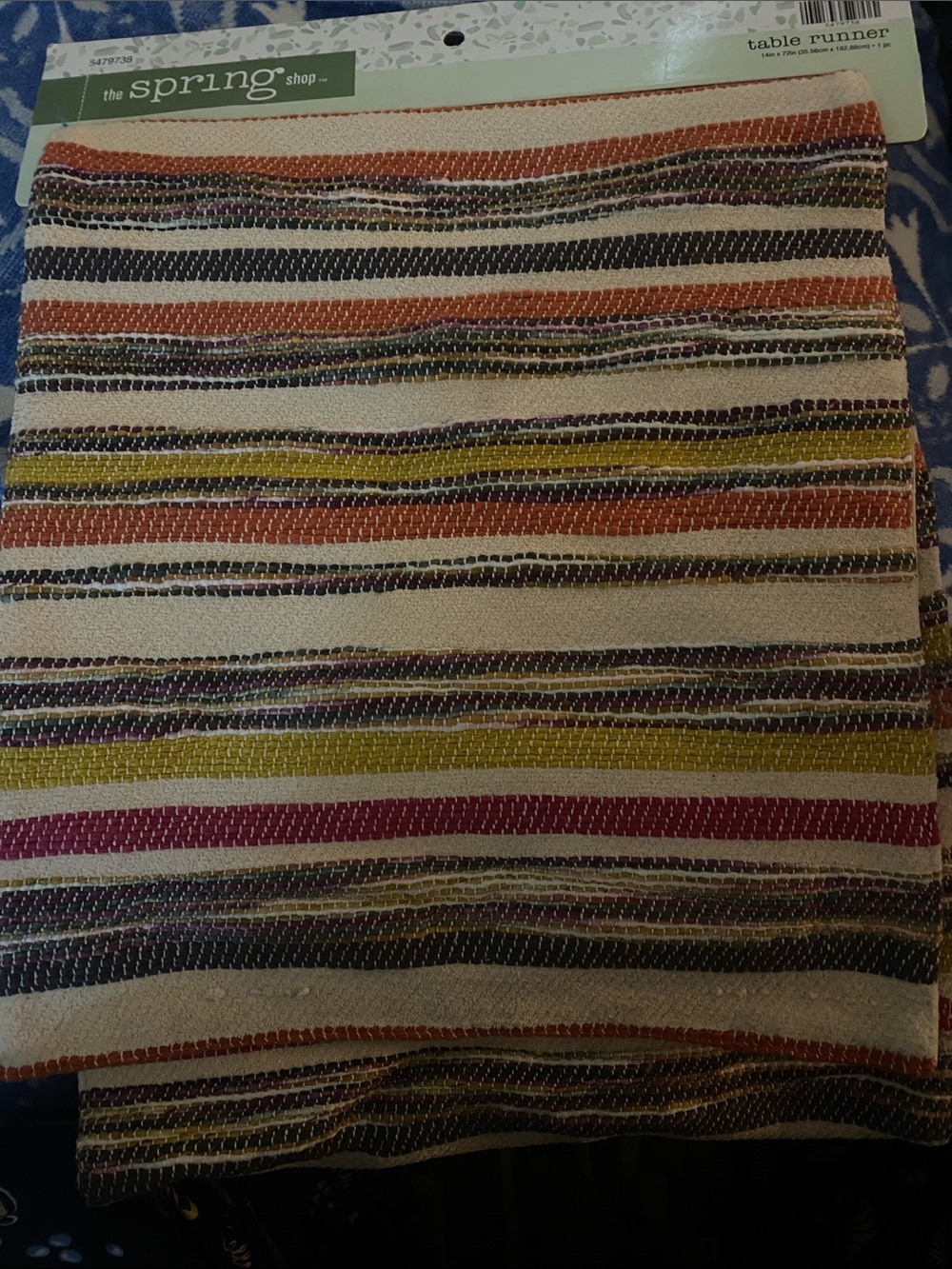 Table runner - Picture 4 of 4